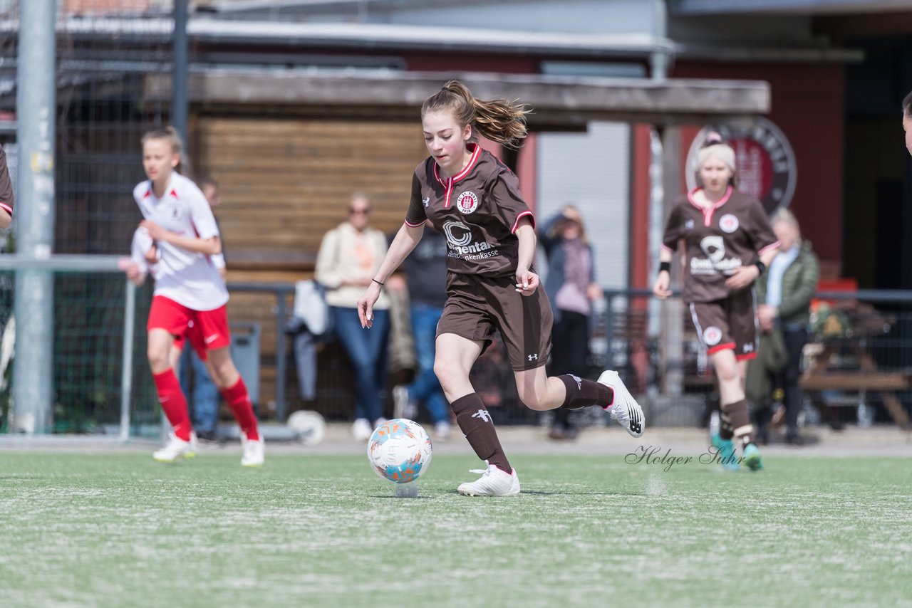 Bild 269 - wBJ St. Pauli - Walddoerfer : Ergebnis: 1:11